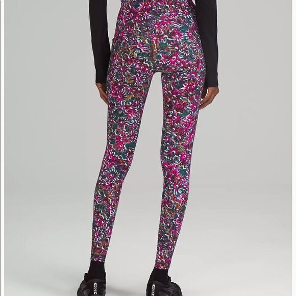 Lululemon Swift Speed High-Rise Tight 28" - Picture 2 of 7